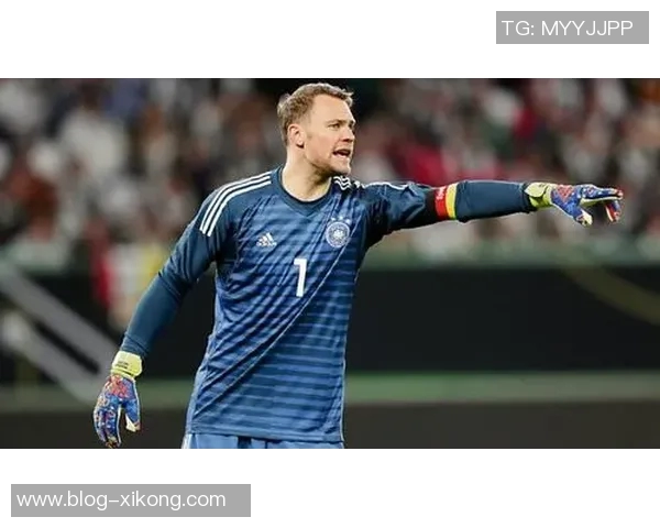 法尔克表示诺伊尔愿意为德国队回归参加世界杯争夺战