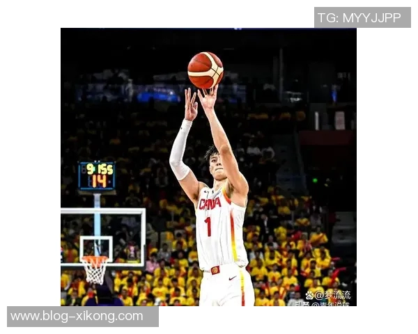 曾凡博连续两场未能得分双向合同留在NBA前景堪忧