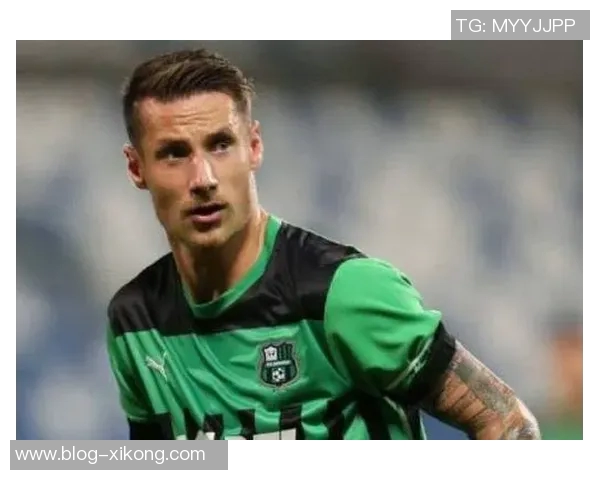 20岁3个月16天F埃斯波西托创意大利国脚进球新纪录