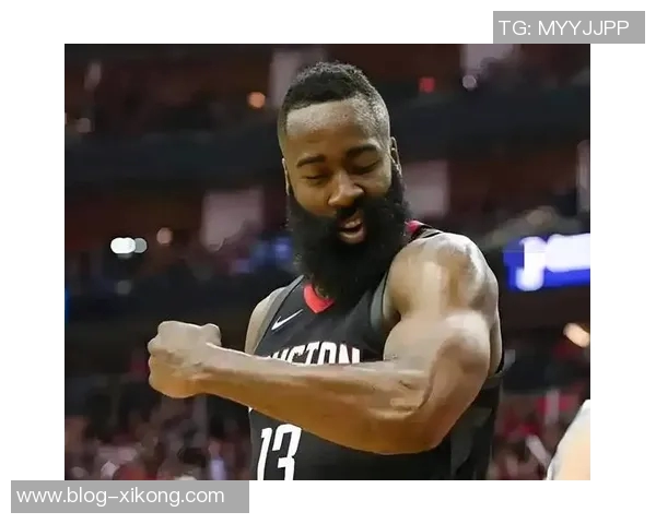 哈登幽默调侃鲍尔默球馆价值十亿成就球队主场优势