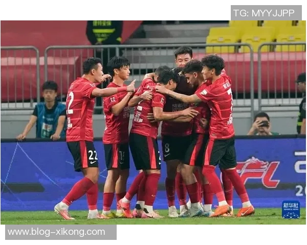 2025赛季精彩对决回顾成都蓉城与青岛西海岸激战成平局