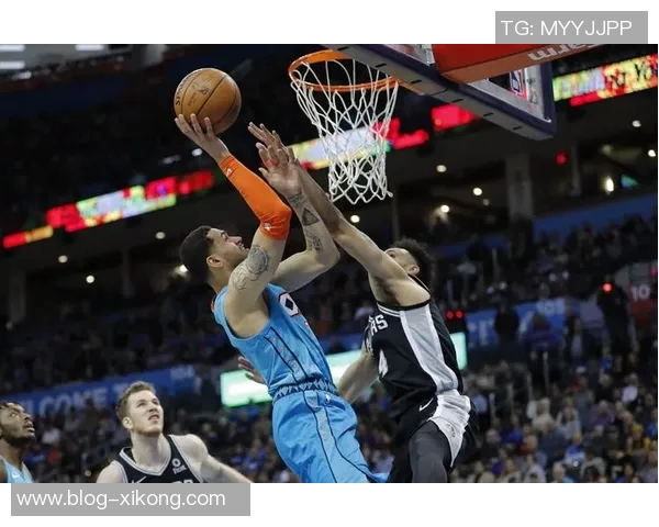 哈克斯替补出战15分钟高效表现6投5中并罚球全中狂砍20分 哈克斯替补出战15分钟高效表现6投5中并罚球全中狂砍20分