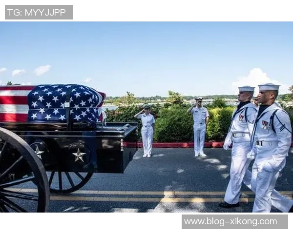 106岁洛约拉校队官方牧师去世引发全美球迷悼念与怀念