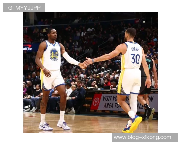 库明加薪资提升与勇士球队选项双赢局面解析