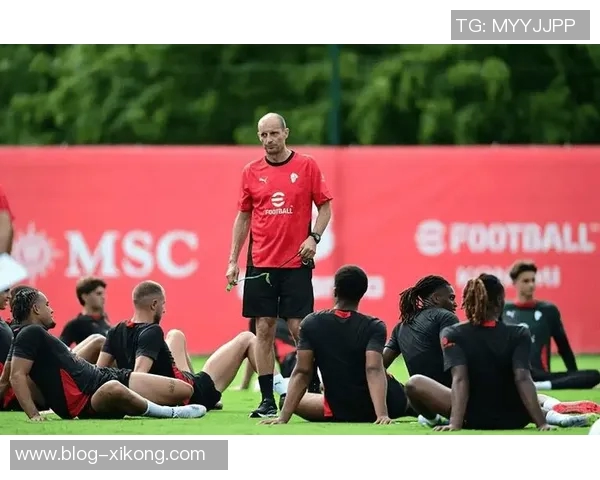 莱奥独自训练备战国脚们周四前全员归队助力米兰