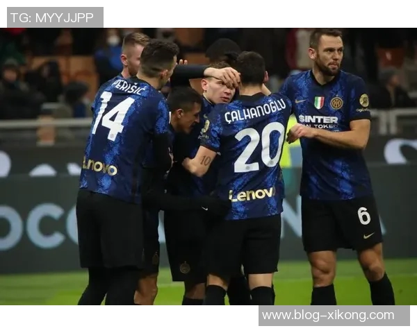 米兰重返意甲榜首位置并列领先展现强劲实力