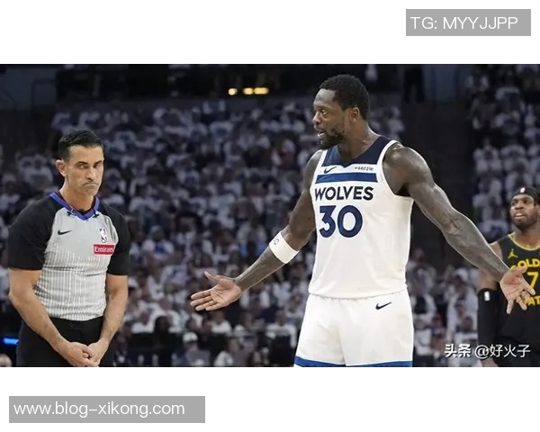 兰德尔三节豪取三双表现出色但失误频繁影响球队表现 兰德尔三节豪取三双表现出色但失误频繁影响球队表现